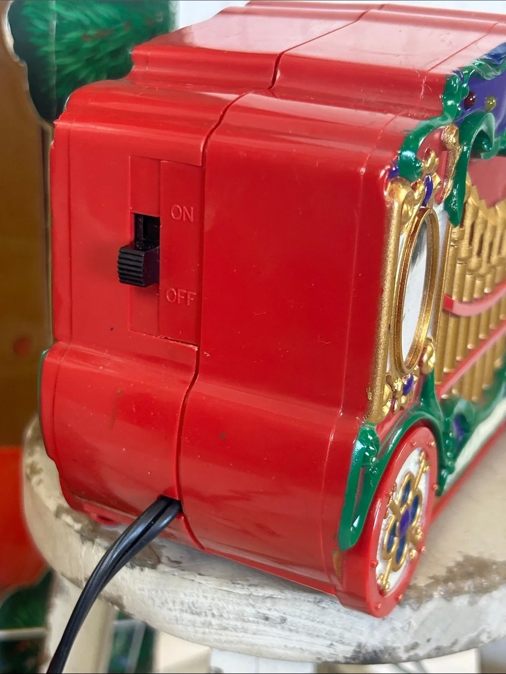 Mr Christmas 1992 Holiday Carousel Musical Lighted 6 Horses